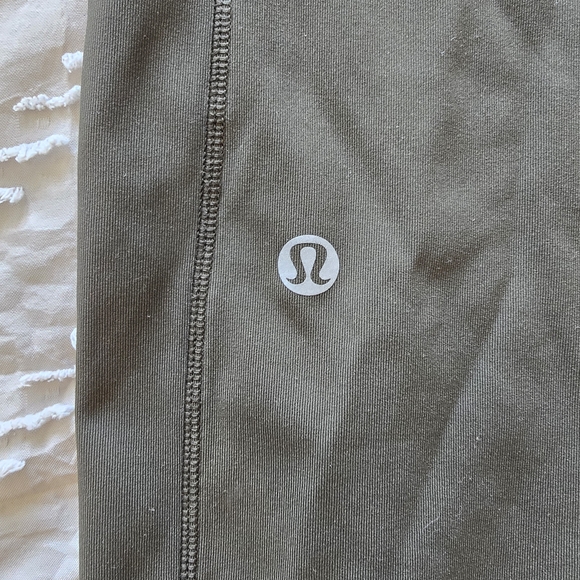Lululemon Athletica Olive Leggings - Picture 5 of 6